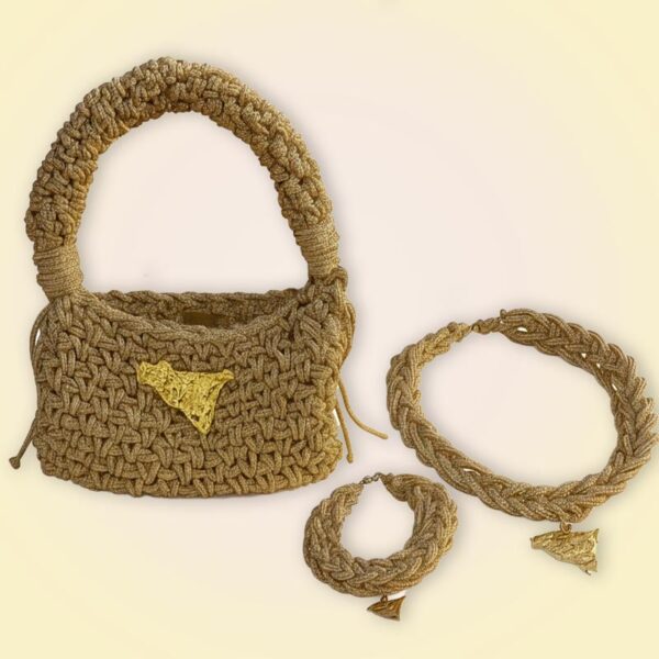 Golden Aura | Bag, necklace & bracelet